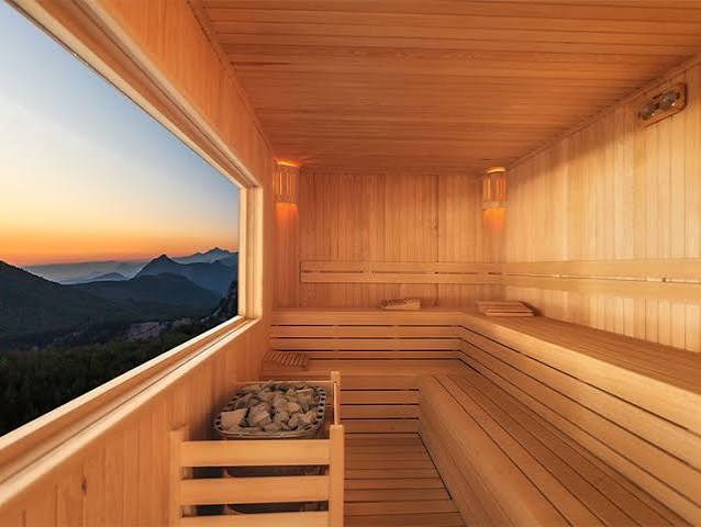 Infrared Sauna or Massage? Start With the Kind of Pause You Need