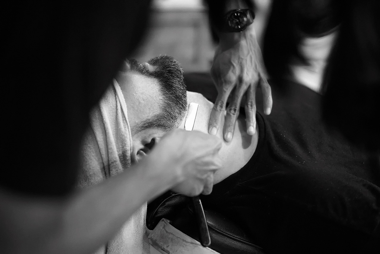 Barber, barbershop, shave — Protect Your Purchase with Cheap AutoCheck Vehicle Verification Reports